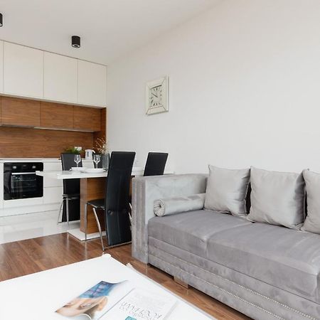 Glamorous Wilanow Apartment By Renters Warsaw Luaran gambar