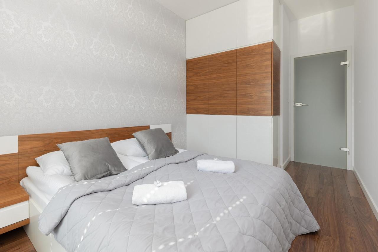 Glamorous Wilanow Apartment By Renters Warsaw Luaran gambar
